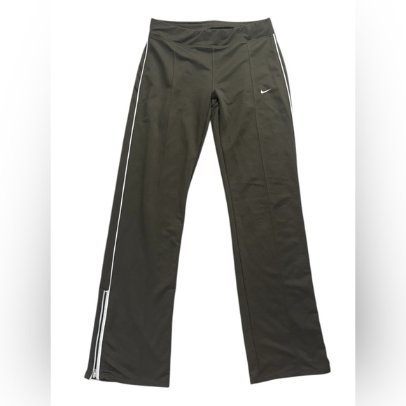 Nike Women’s Olive Green Warm Up Track Pant - Picture 2 of 14
